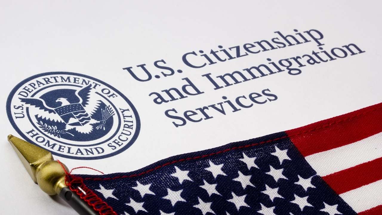 Điều kiện định cư Mỹ 2025 - U.S. immigration conditions in 2025